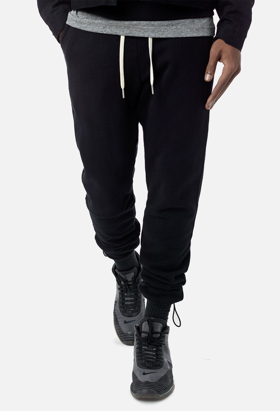 sweats black